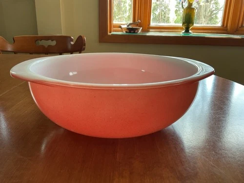 Pyrex Vintage Flamingo Pink Casserole Dish Bowl 024 2qt No Lid Made In USA 1960s