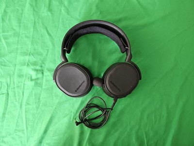 SteelSeries Arctis 3 Gaming Headset Black Noise Cancellation HS-00010