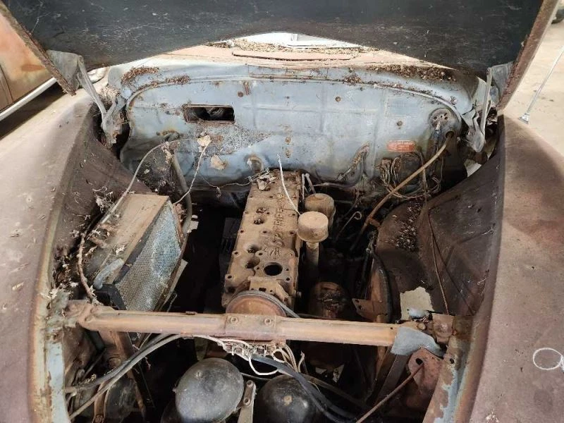 1950 CHRYSLER WINDSOR LEFT FRONT SPINDLE/KNUCKLE 1012999 - Image 4 of 4