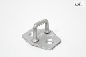 2018-2023 FREIGHTLINER CASCADIA FRONT LEFT OR RIGHT SIDE DOOR LOCK STRIKER OEM