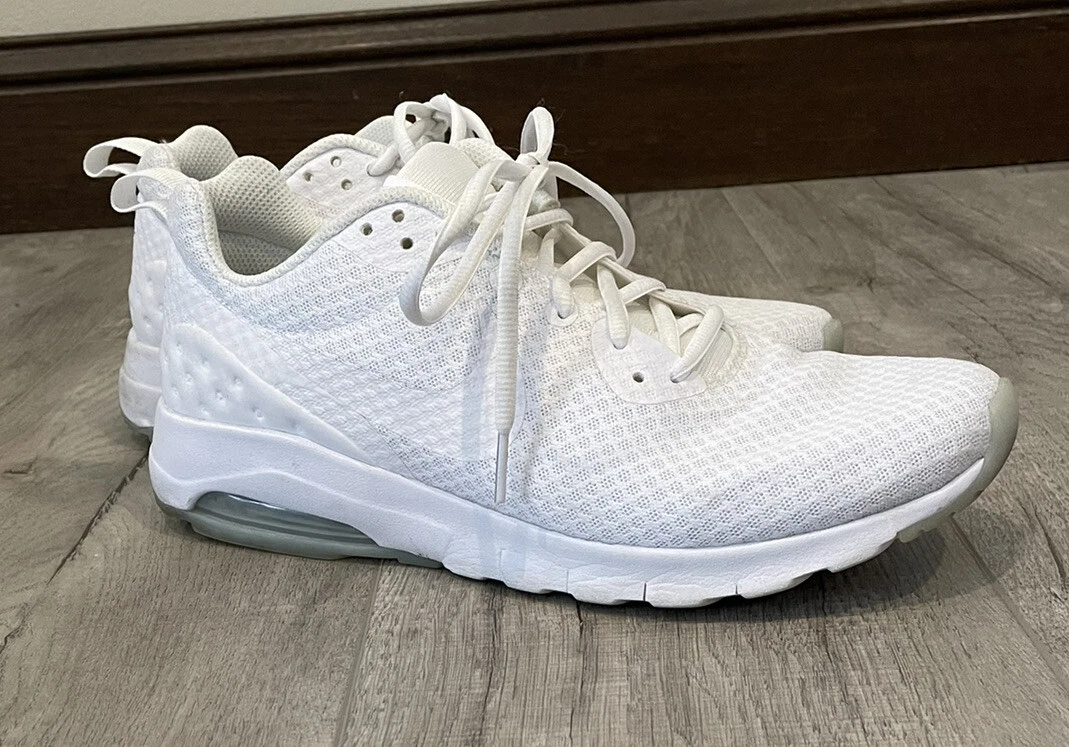 Womens nike air clearance max motion lw white