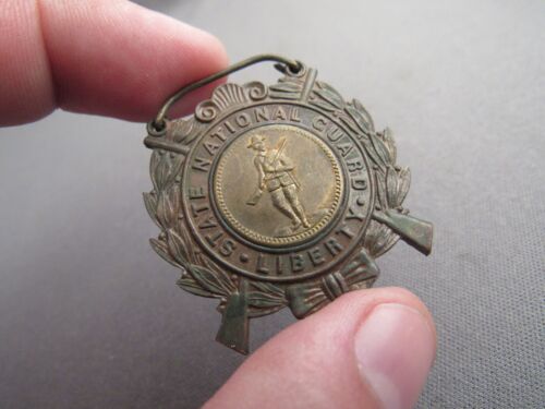 VINTAGE STATE NATIONAL GUARD LIBERTY BADGE MEDAL