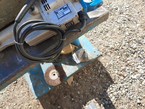Kango 950 Electric Jackhammer w/box Hammer Drill Demolition Hammer 240V - Picture 4 of 14