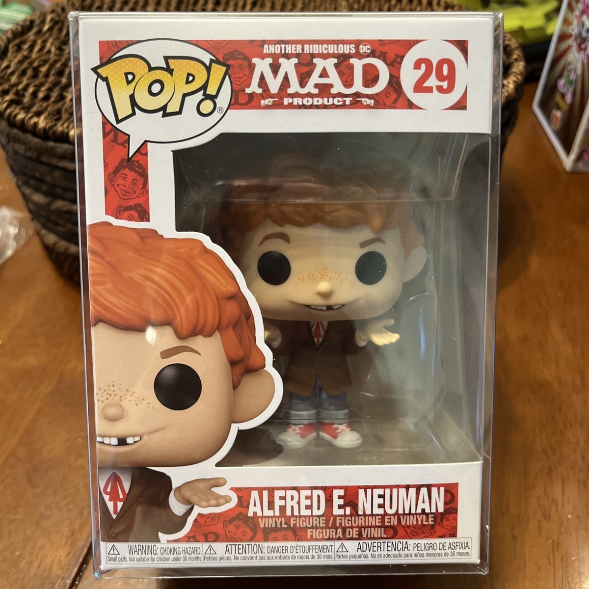 Funko Pop Mad Magazine Alfred E. Neuman #29 Figure w/ Pop