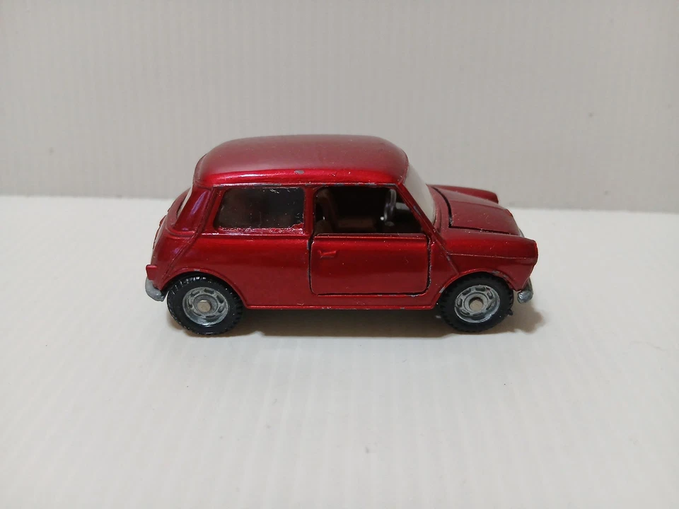 Mebetoys Mini Minor Innocenti A-28 scala 1:43  - Immagine 4 di 4