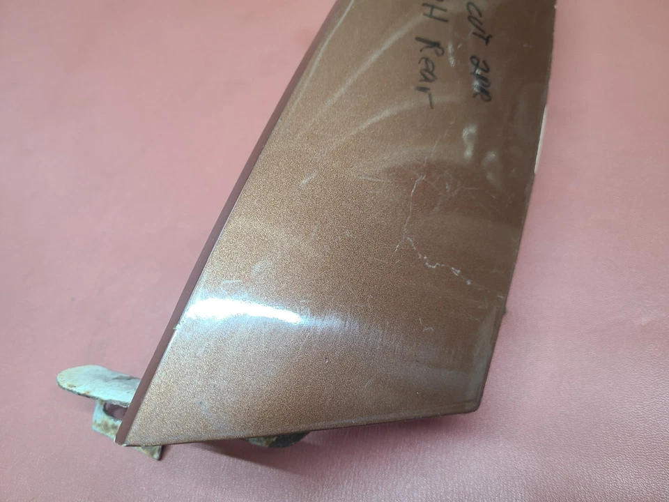 Oldsmobile Cutlass Supreme 1978 1979 1980 cuarto trasero extensión luz trasera Foto 2 de 4