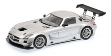 1/18 MERCEDES BENZ SLS AMG GT3 STREET 2011 MINICHAMPS 151113100 EXTREMELY RARE