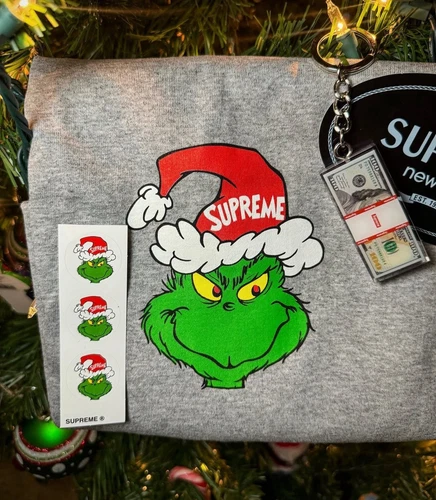 Tee shirt Supreme Grinch « gris bruyère » neuf taille Xtra large prêt à expédier