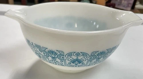 Pyrex Horizon Blue Mixing Bowl Cinderella 441 Glass Vintage 1 1/2 Pt USA