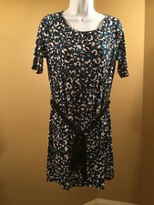 George women's elbow sleeve printed wrap dress circle geo Small