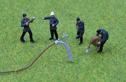 OO/HO gauge Painted 1950/60 Fire Crew - P&D Marsh PDZ40