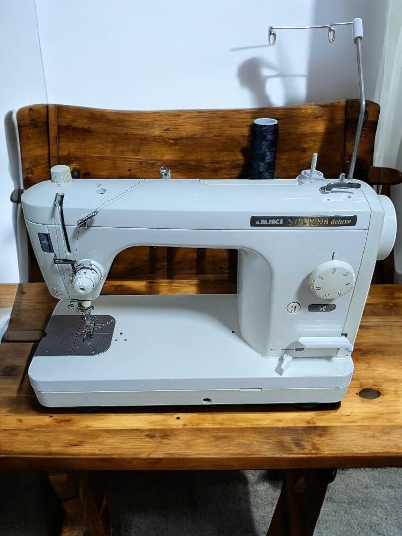 ジャンク品】 JUKI 職業用ミシン TL-98DX TL-98DX JUKI 職業用ミシン