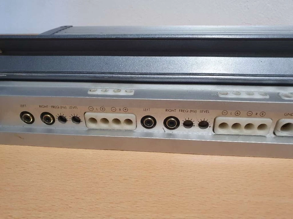 Emphaser EA 475 4 Kanal Verstärker Car Hifi (4 x 75W RMS) - Bild 4 von 4