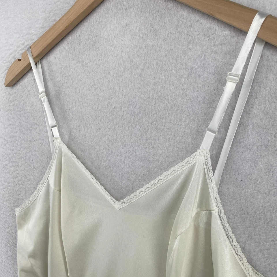 Camisola VANITY FAIR 36/42 Correas Ajustables Borde de Encaje De Colección Blanca EE. UU. Foto 3 de 4