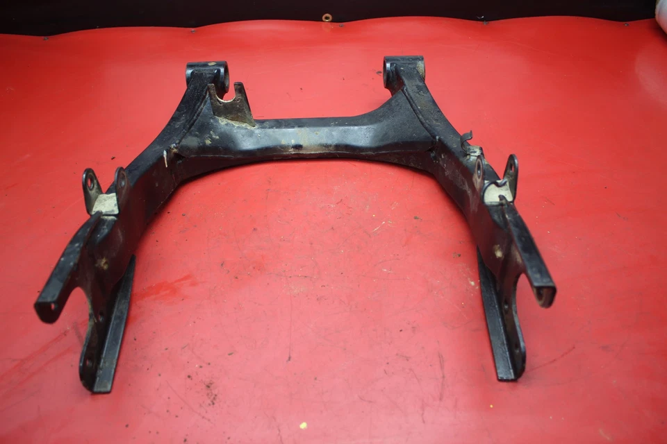 Suzuki Vinson 500 2003 basculante trasero suspensión trasera brazo oscilante 61100-03G00 Foto 4 de 4