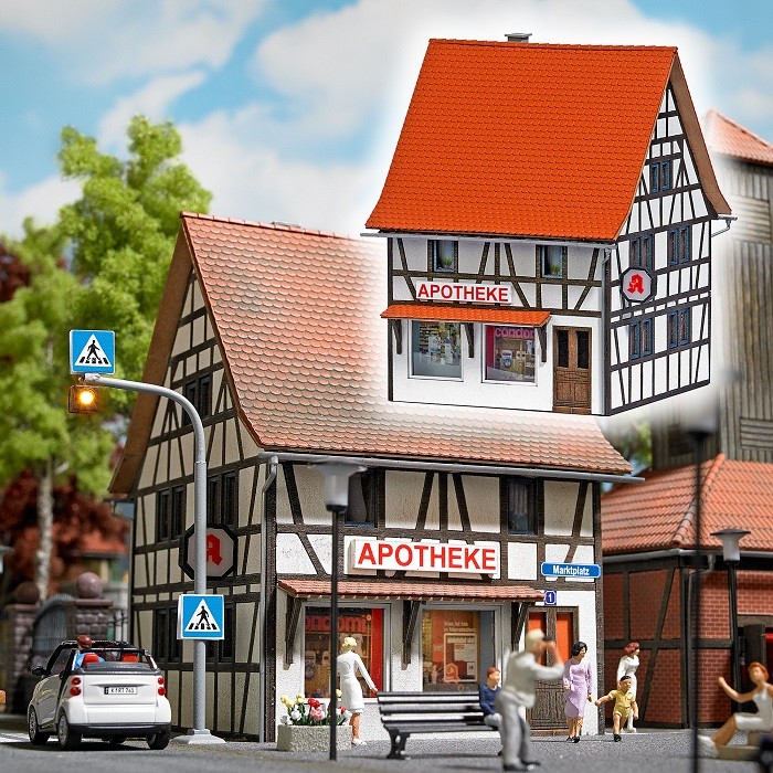 Busch 1599 - 1/87 / H0 Half-Timbered House With Pharmacy - New