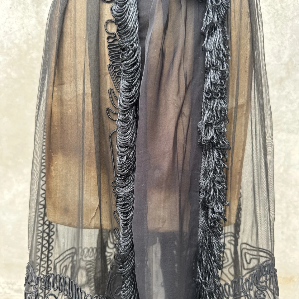 Maxi Vestido Falda Antigua Eduardiana Negra Soutache Bordada Gasa De Colección Foto 4 de 4