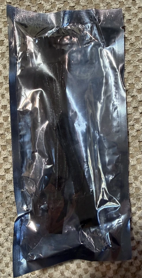 EVGA 8 Pin Power Cable 8pin to Dual 6pin p/n W000-00-000143 (Sealed New) - Image 2 of 2