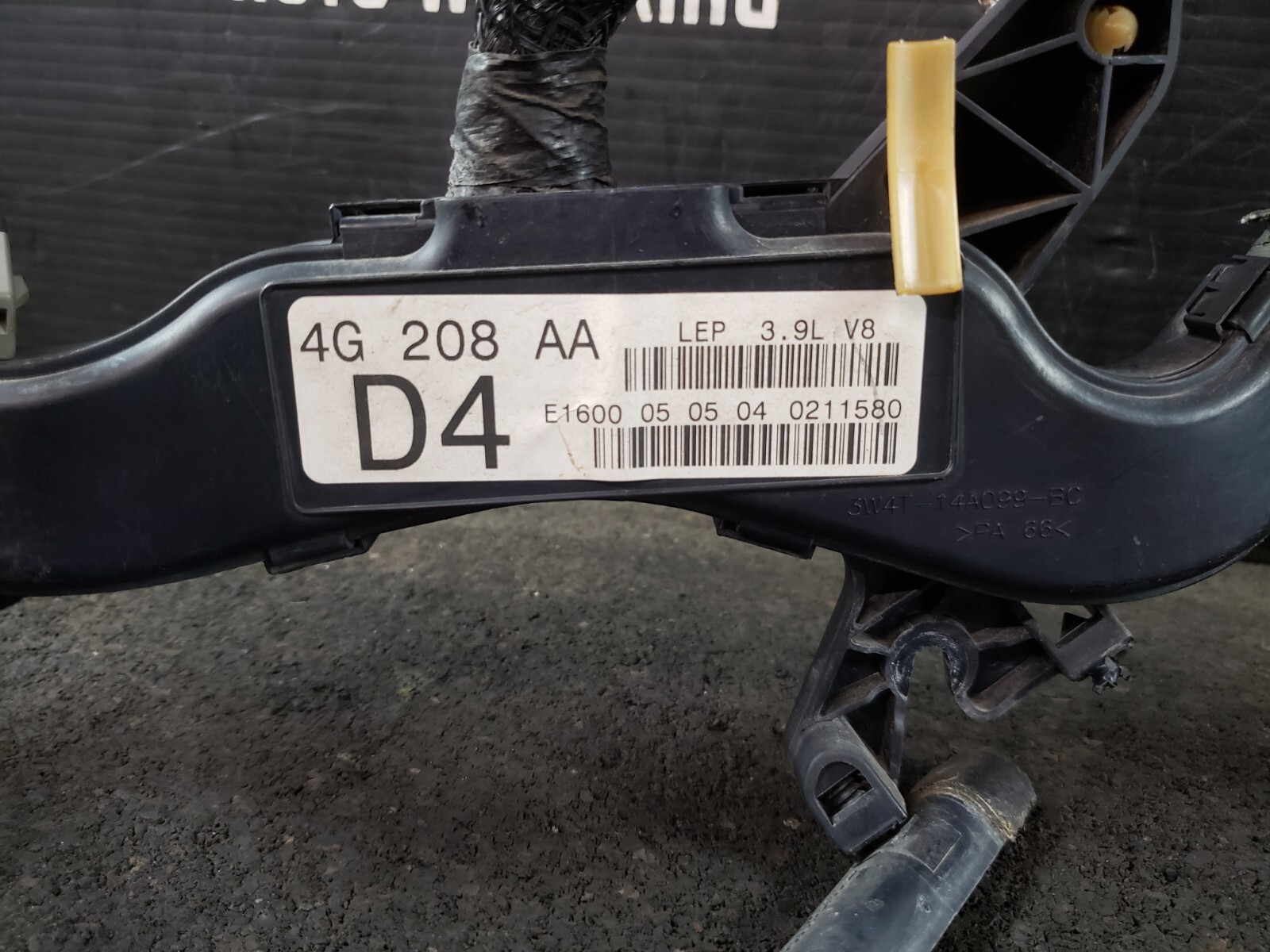 04 THUNDERBIRD ENGINE MOTOR ELECTRICAL WIRING WIRE HARNESS 3.9 V8 3W4T12B637BH