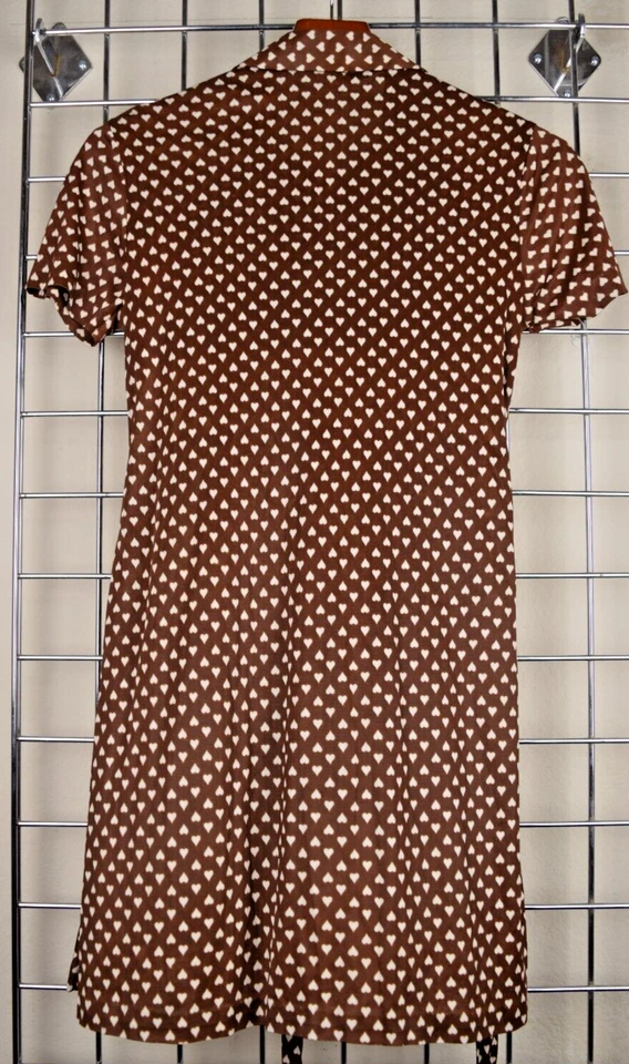 Vestido envolvente vintage Time Place talla S/M años 70 chocolate brillante pequeños corazones blancos Foto 3 de 4