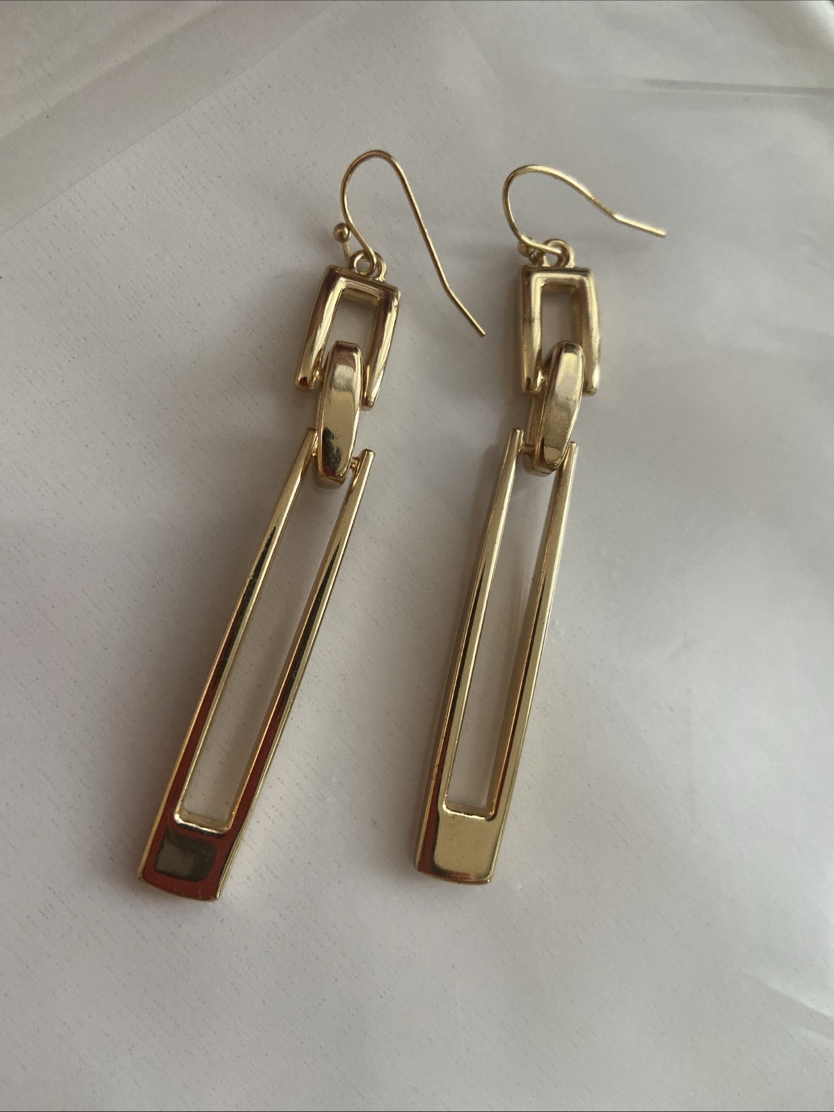 Estate Long Rectangular Gold-Tone Dangle  Earring… - image 4