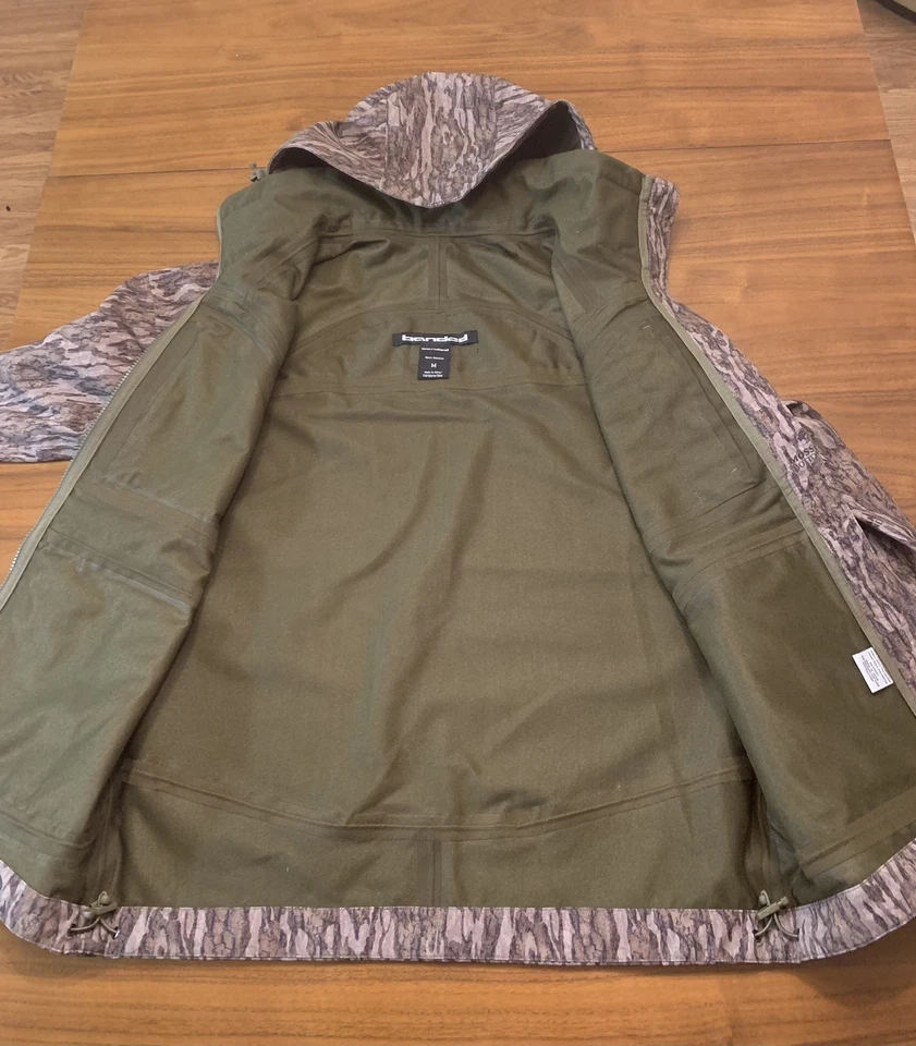 Chaqueta con Capucha Camuflada con Bandas para Hombres M Cremallera Completa Caza Roble Musgo Exterior Bolsillo Magnético Foto 4 de 4