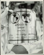 1972 Press Photo Plaque commemorating the crew of Apollo 16 - afx29912