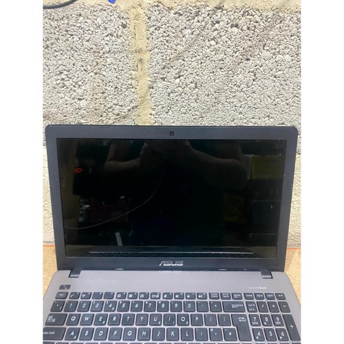 Asus X550C Laptop Black 15.6" LCD WiFi Intel Core i5 Windows 8 4GB RAM 750GB HDD - Picture 13 of 19