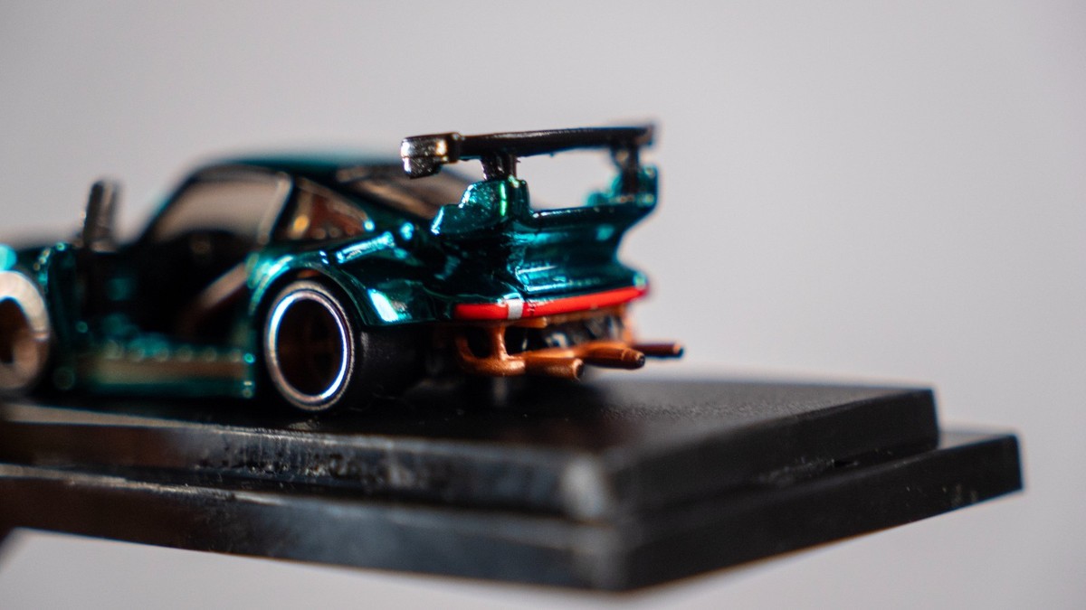 Hot Wheels RLC Exclusive RWB Porsche 930 – Spectraflame Teal