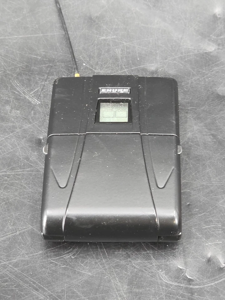 Shure U1-UA Belt Pack Transmitter 782-806 MHz - Image 2 of 4