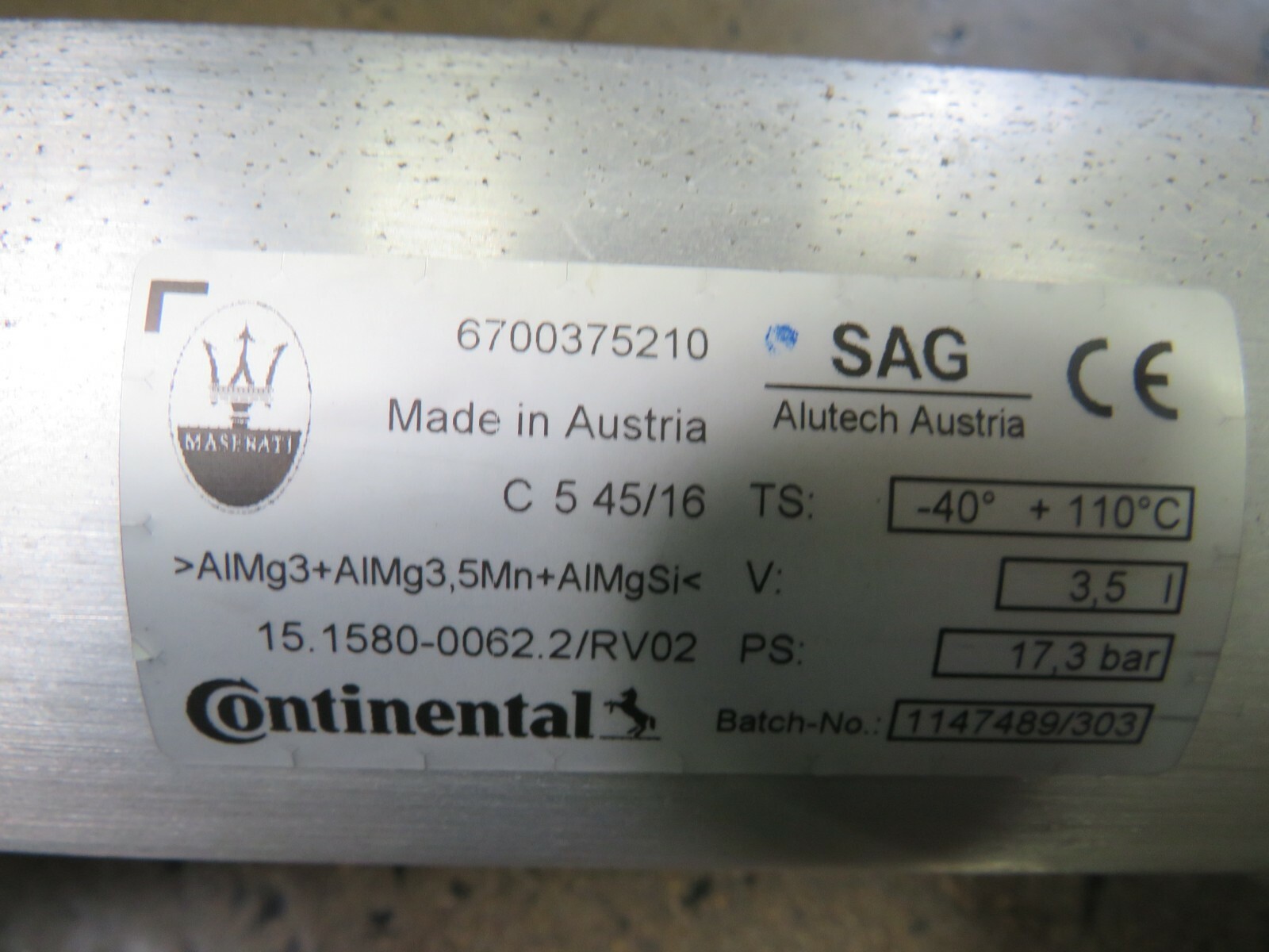 Maserati Levante, Front Air Tank, Used, P/N 670037522