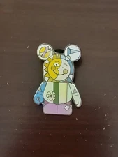 Disney Pin 93731 Its A Small World - Vinylmation #10 - Mystery