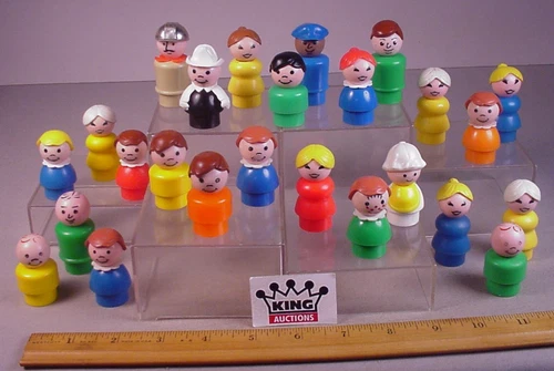 Vintage Fisher Price Toys Little People Plastic Figures 25 pcs. Play Family TOY
