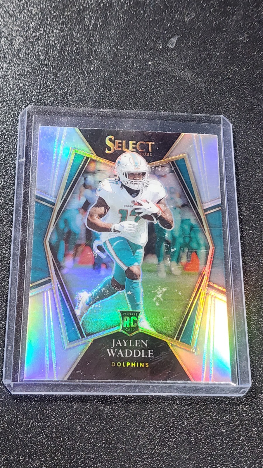 2021 Panini Select - Premier Level Jaylen Waddle #148 Silver Prizm (RC)