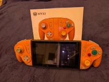 NYXI Wizard Wireless Joy-pad for Nintendo Switch/OLED - Spice Orange