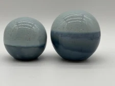Set Of 2 Decorative Blue Ombré Balls 4” & 5”