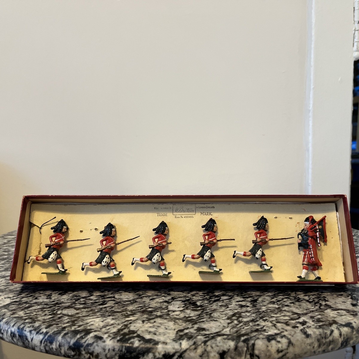 Britains Toy Soldiers Boxed Black Watch Set #11 | eBay