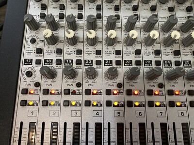 Behringer Eurorack MX 3242X 32 Input 4 Bus Mixing Console W/ Power