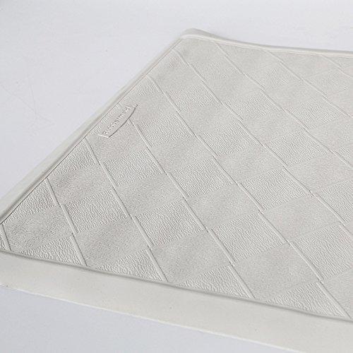 Rubbermaid Commercial Products Bath Tub and Shower Mat, SaftiGrip Non