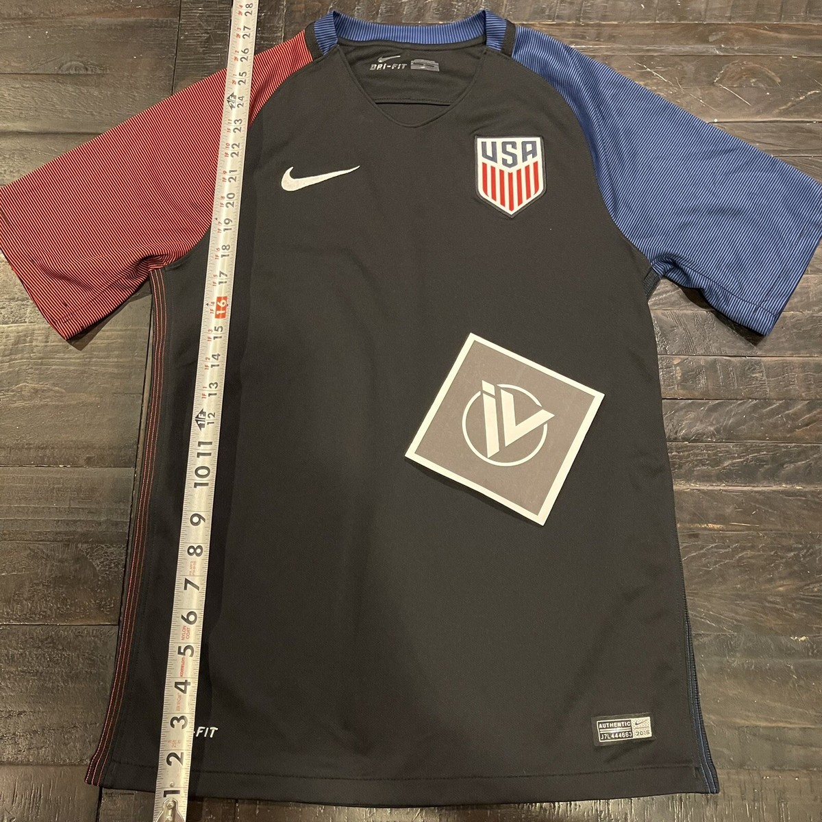 Team USA Throwback Nike Soccer Futbol FIFA Jersey MENS Size Small