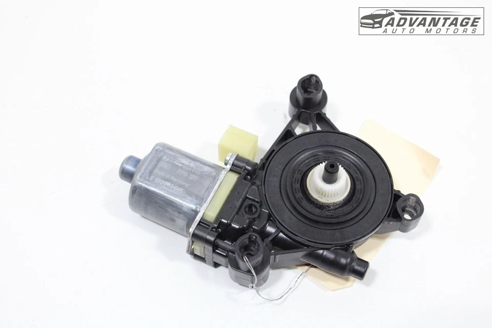 2015-2024 AUDI A3 QUATTRO 8V REAR LEFT SIDE DOOR WINDOW REGULATOR MOTOR OEM - Image 4 of 4