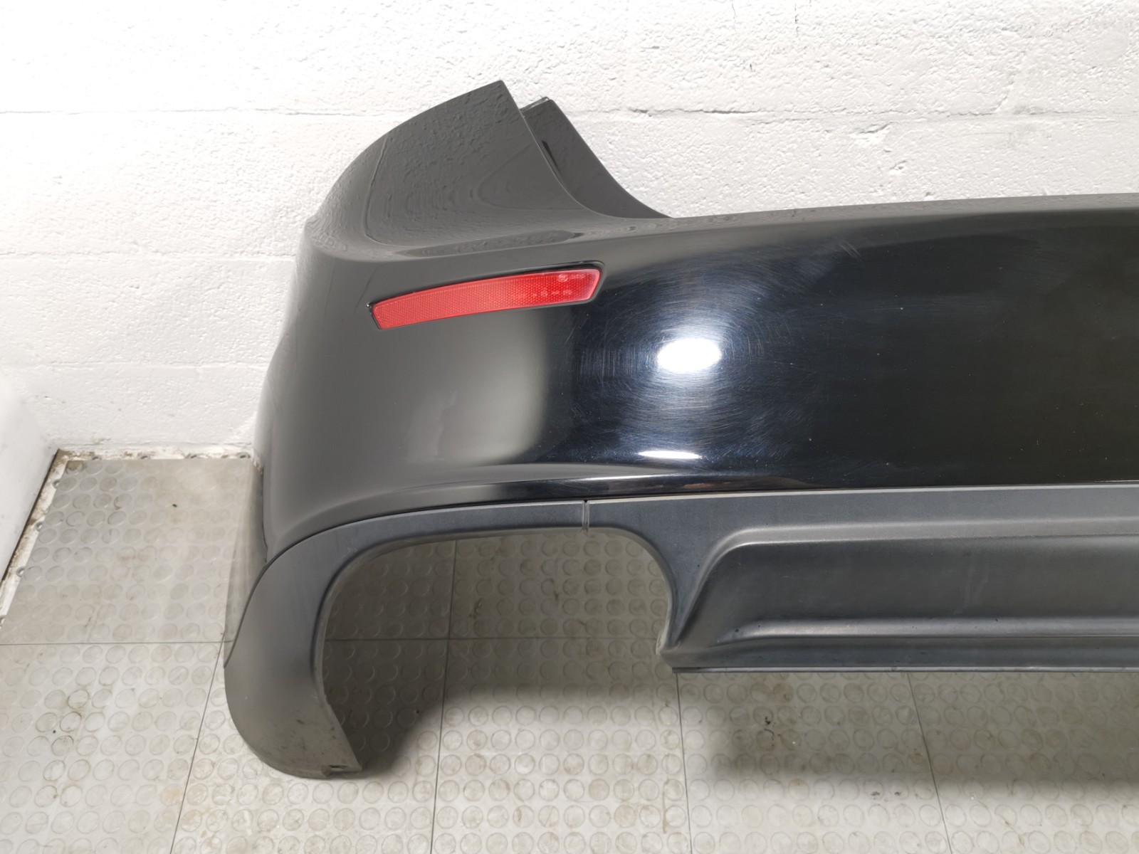 Maserati Ghibli RWD 2017 3.0 L Auto Rear Bumper Assembly Cover Black Color OEM
