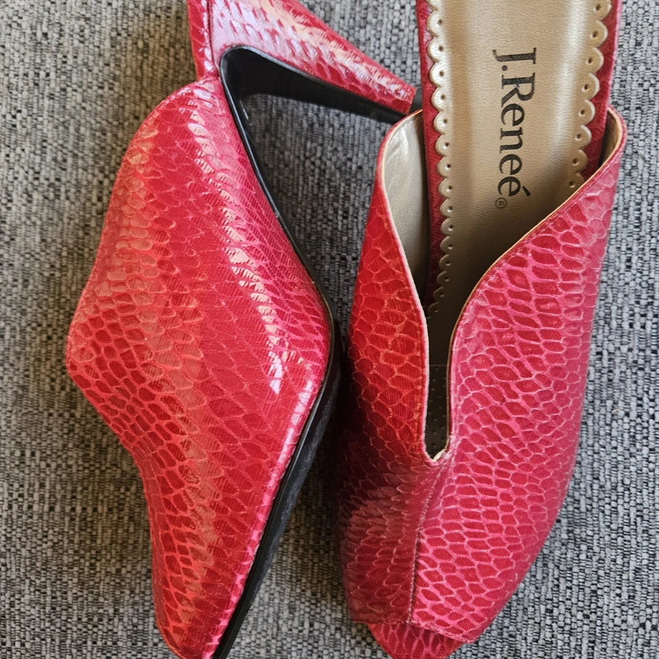 NUEVO EN CAJA J. Renee Navidad Vacaciones Rojo Piel de Serpiente Mulas Peeptoe Slip Ons Tacones 13 Foto 2 de 4
