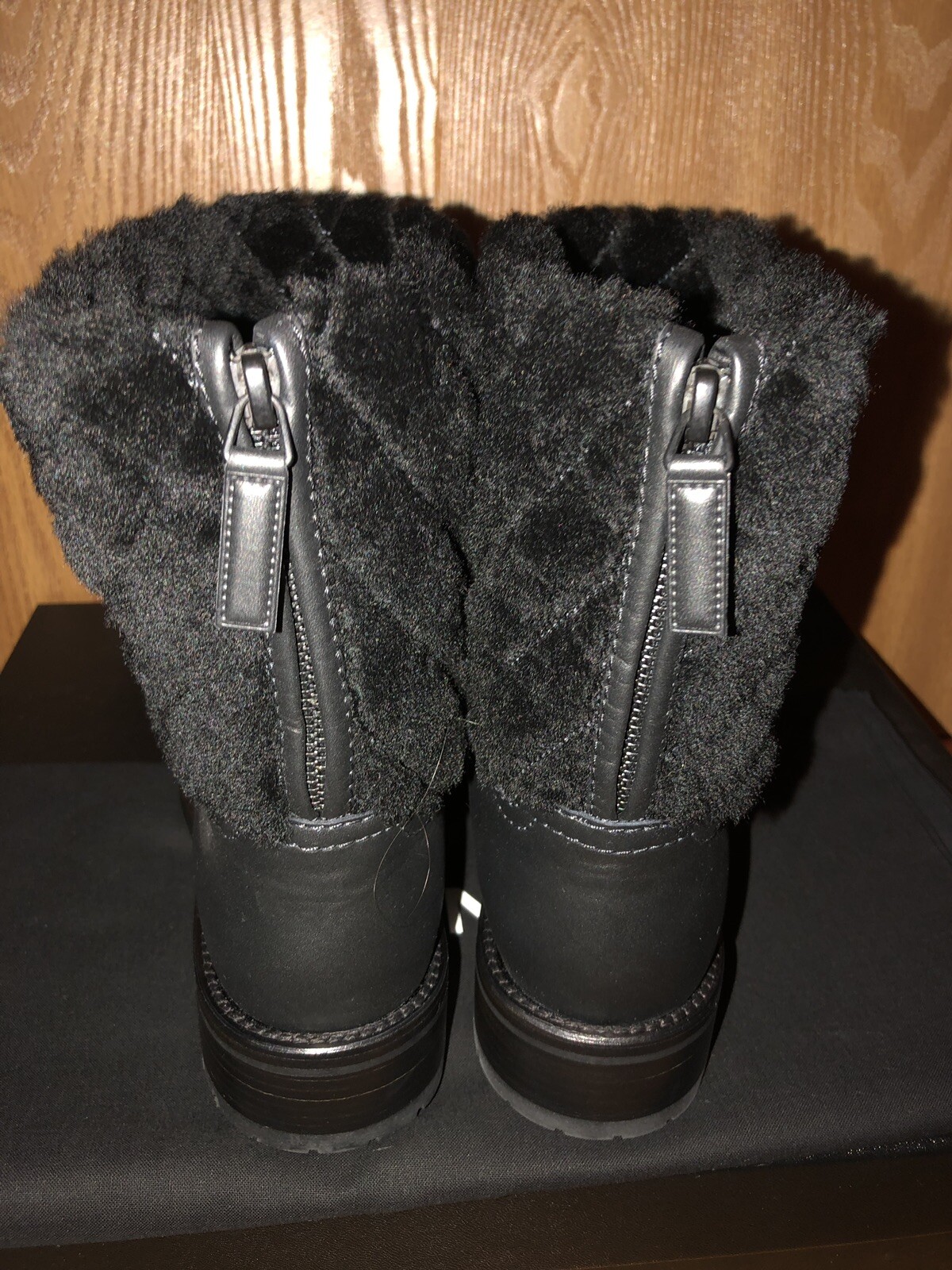 AUTH Chanel Black Quilted Shearling Trim CC Logo Short Leather Boots Shoes 39.5 image 3