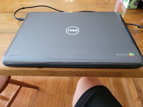 Dell Chromebook 13.3 Model 3380 Wi-Fi, Web Cam, Intel processor Laptop and Case  - Picture 1 of 12