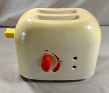  VINTAGE BATTAT POP UP TOASTER KITCHEN TOAST PRETEND PLAY FOOD