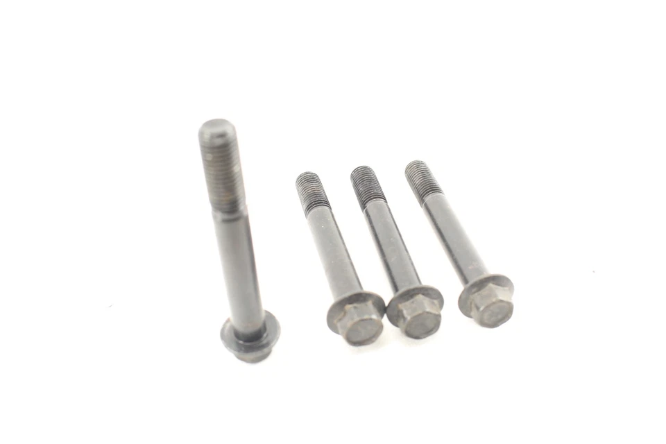 Yamaha YZF R1 2013 juego de pernos de pinza delantera 90105-10397-00 Foto 4 de 4