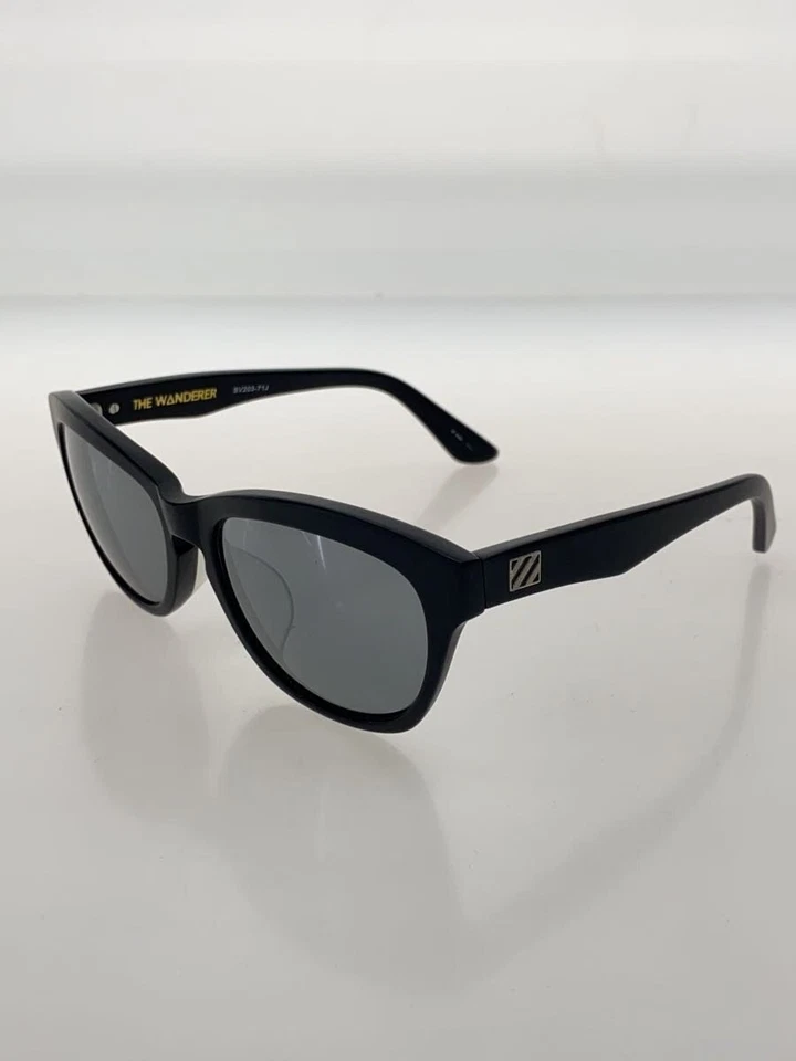 Gafas de sol SABRE Wellington de plástico para hombre en negro y gris Foto 2 de 4