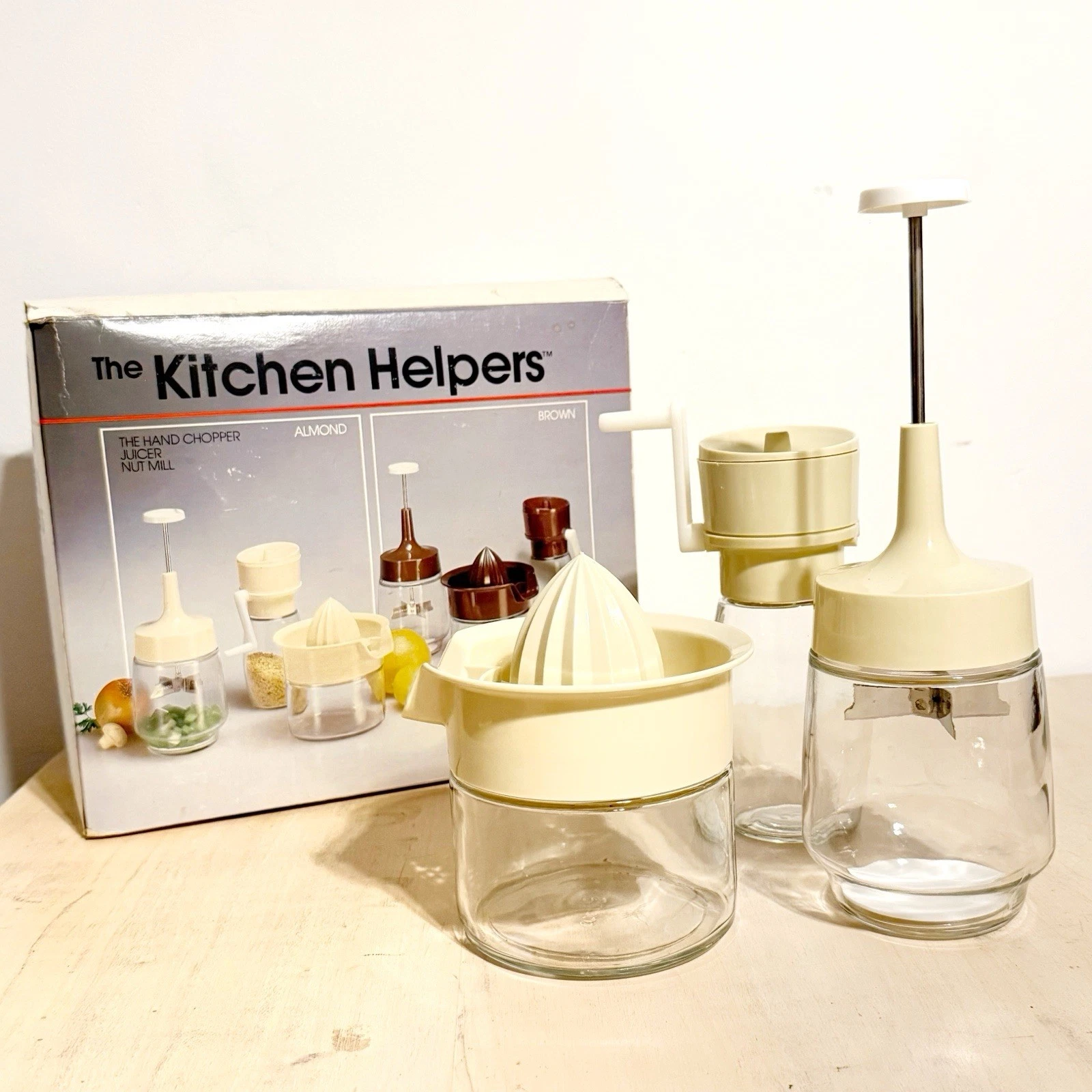 Gemco Kitchen Helpers Food Chopper Juicer And Mill Glass Almond Color Open Box