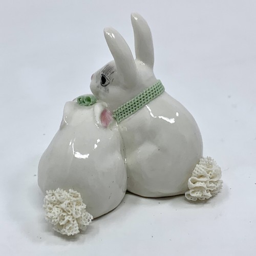 VTG Irish Dresden Ireland Rabbit Bunny Porcelain Figurine Ribbon Lace Tail w Box - Picture 5 of 11